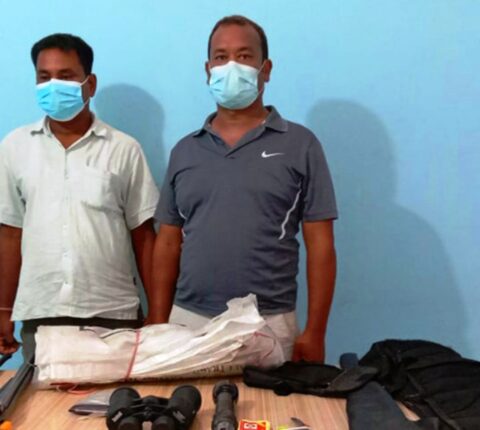 हतियारसहित वडाध्यक्ष पक्राउ