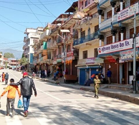 रामेछापमा यातायात, शैक्षिक क्षेत्र र बजार क्षेत्रमा बन्दको प्रभाव