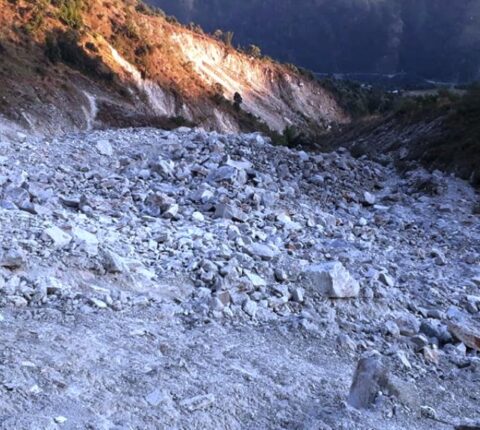 अभिशाप बन्दै रामेछाप भूजीको ठिन्केपु पहिरो