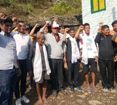 एमाले सुनापतिको घरदैलो : हिलेदेवीमा २५ जना एमाले प्रवेश