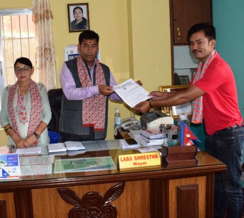 प्रेस चौतारी रामेछापको जनप्रतिनिधिलाई सुझाव तथा ध्यानाकर्षण अभियान, कमजोरी औँल्याइदिन मन्थली नगरप्रमुखको आग्रह