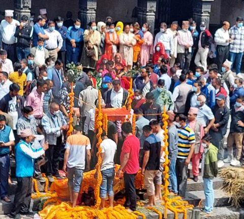 एमाले नेता चित्रबहादुर कार्कीको यसरी गरियो अन्त्येष्टि