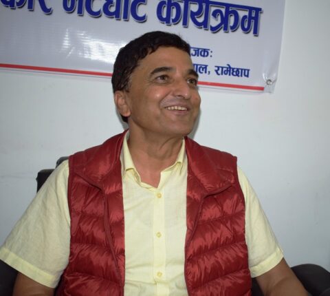 प्रचण्ड र माधव नेपाल शेरबहादुर देउवाको हली गोठाला हुन् : योगेश भट्टराई