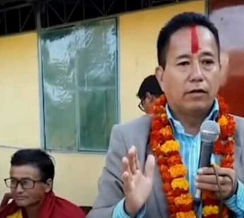 आफूतिर आकर्षित गर्न हेलिकप्टरबाट निःशुल्क यात्रा गराउने कान्छारामको आश्वासन