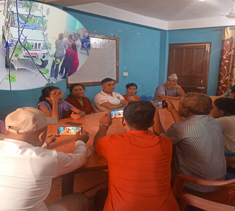 बिनु यादवद्वारा कठायत परिवारमाथि हातपात, सुरक्षाको माग गर्दै कठायत परिवार मिडियामा (भिडियोसहित)