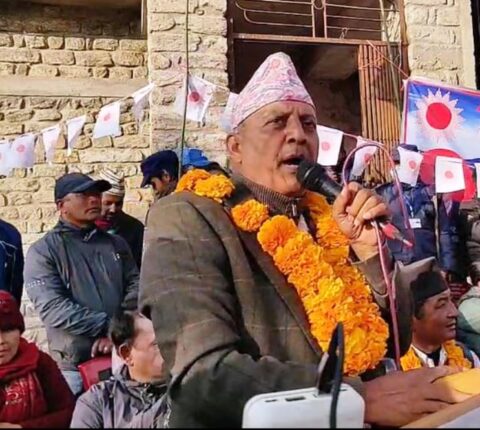 गठबन्धनका उम्मेदवार पैसा बोकेर भोट किन्न हिँडेका छन् : कैलाश ढुङ्गेल