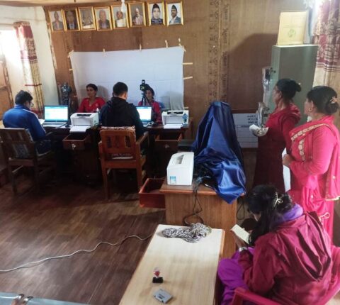 रामेछापको मन्थली नगरपालिकामा वडाबाटै राष्ट्रिय परिचयपत्रको काम