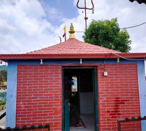 पर्यटकको रोजाइमा रामेछापको थानापति महादेव