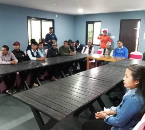 मन्थलीका होटेल तथा रिपोर्ट सञ्चालकहरूलाई योग तथा पूर्व कर्म सम्बन्धी अभिमुखीकरण