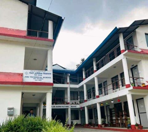 जिरी प्राविधिक शिक्षालयमा तीन वर्षे फार्मेसी डिप्लोमा पढाई हुने
