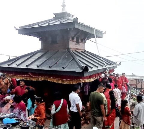 अङ्ग्रेजसँगको लडाइँ जित्न पृथ्वीनारायण शाहले आशीर्वाद लिएको रामेछापको खाँडादेवी 