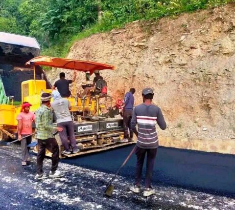 रामेछापको हलेदे–धोबी, सिरिसे–ढाडे सडक कालोपत्रे सुरु