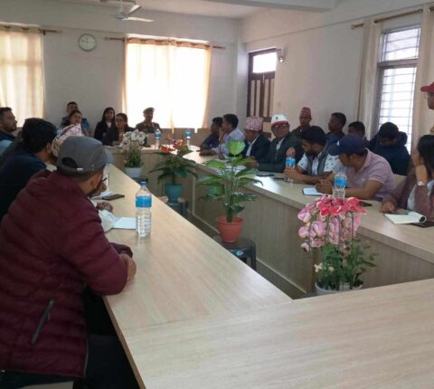 रामेछाप नगरपालिका–९ टाहारगाउँका आगोलागि पीडितले तत्काल प्रति परिवार ४५ हजार रुपैयाँ पाउने