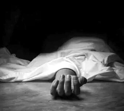 सिन्धुलीमा भीरबाट लडेर एक जनाको मृत्यु