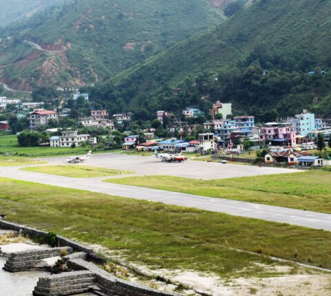 मन्थली विमानस्थल स्थायी बनाउन टावर स्थल निरीक्षण