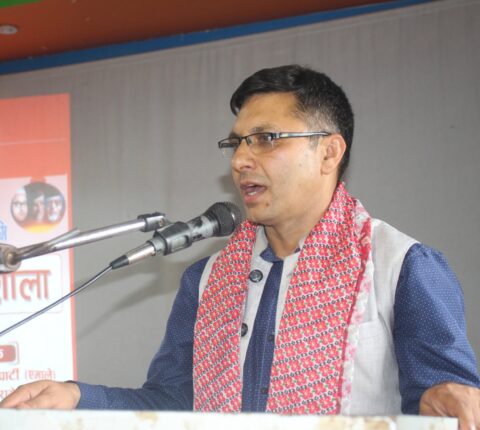 आगामी विधान महाधिवेशन तोकिएकै मितिमा हुन्छ : माधव ढुङ्गेल