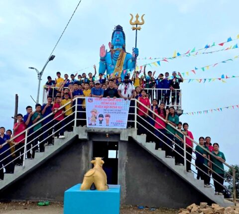 रामेछापको सुनापतिमा पदयात्रा र सरसफाइ अभियान सञ्चालन