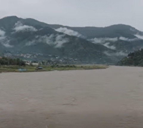 रामेछापमा आकस्मिक बाढी र हिमपातको जोखिम, सतर्क रहन जिल्ला प्रशासनको आग्रह