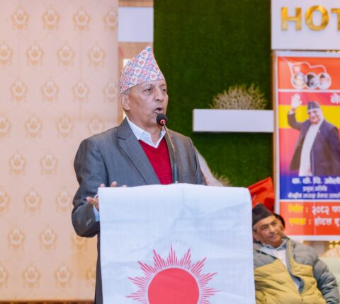 यो निर्वाचन देश बनाउने र जलाउनेबीचको लडाइँ होः अध्यक्ष ढुंगेल